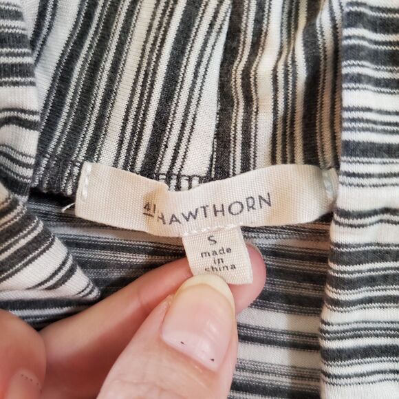 41 Hawthorn Women's Striped Shrug - Gray/White - Size Small - Picture 6 of 7